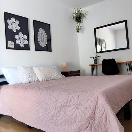Guest House Vuljan Хвар Экстерьер фото