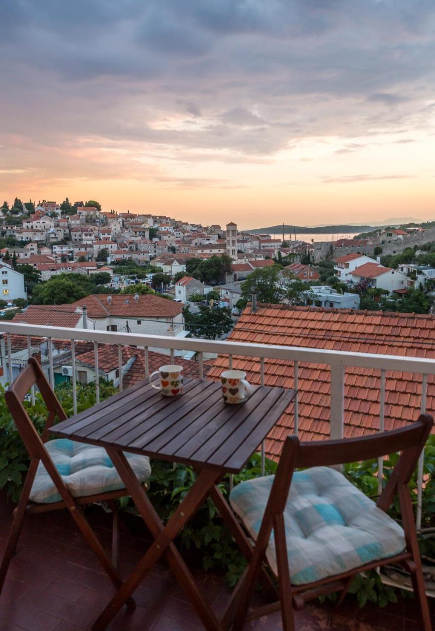 Guest House Vuljan Хвар Экстерьер фото